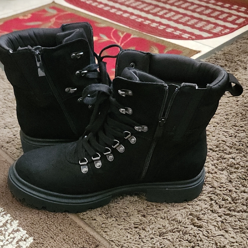Women's Black Lace-Up Boots